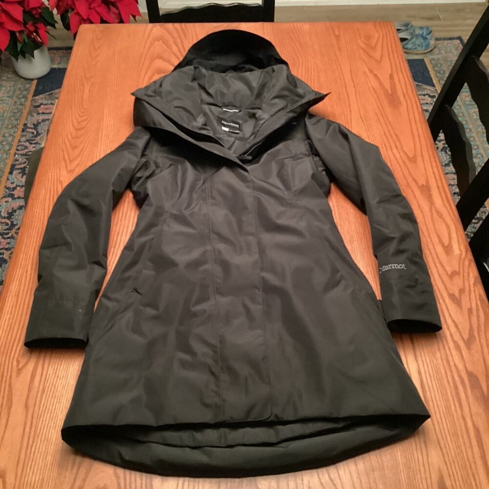 Marmot Women's XS Black Parka: Removable Insulated Liner and Hood & 2 Way Zipper